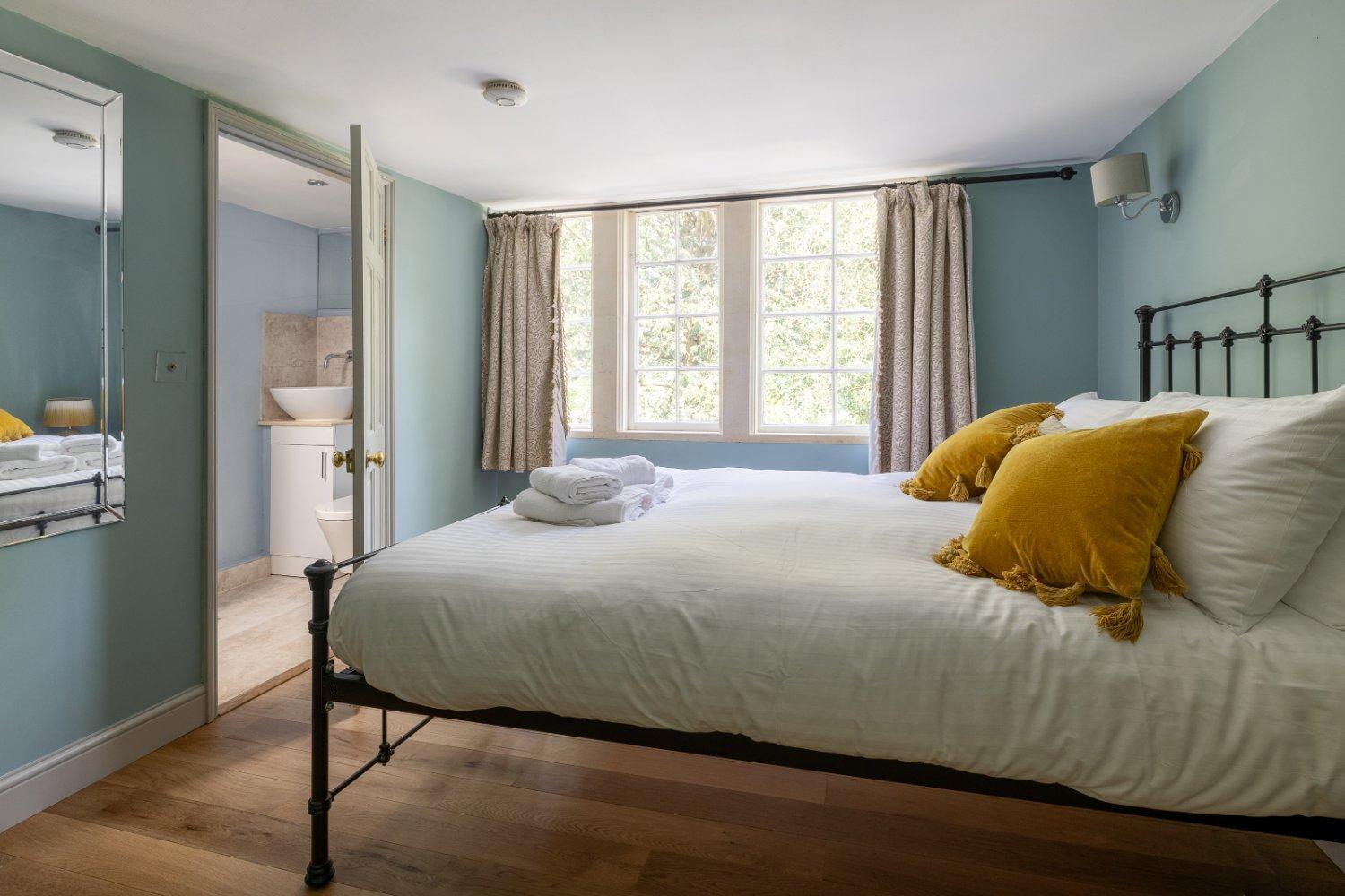The Old School Rooms Beautiful Georgian Apartment, Sleeps 12 With Wifi And Parking, Near Bath Box  Esterno foto